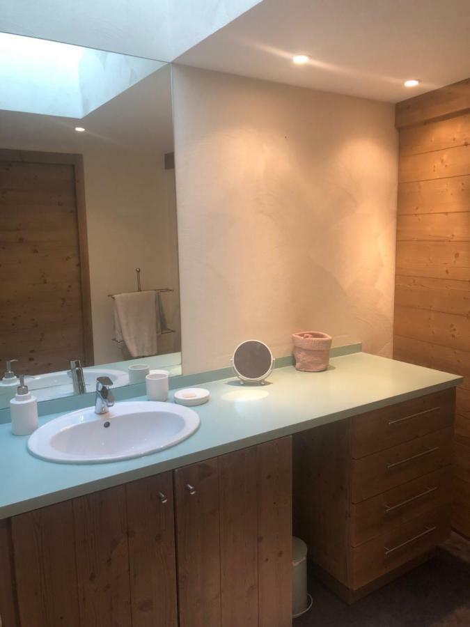 Penthouse "Bond 007" 120 M2 Piscine Sauna Risoul 1850 المظهر الخارجي الصورة